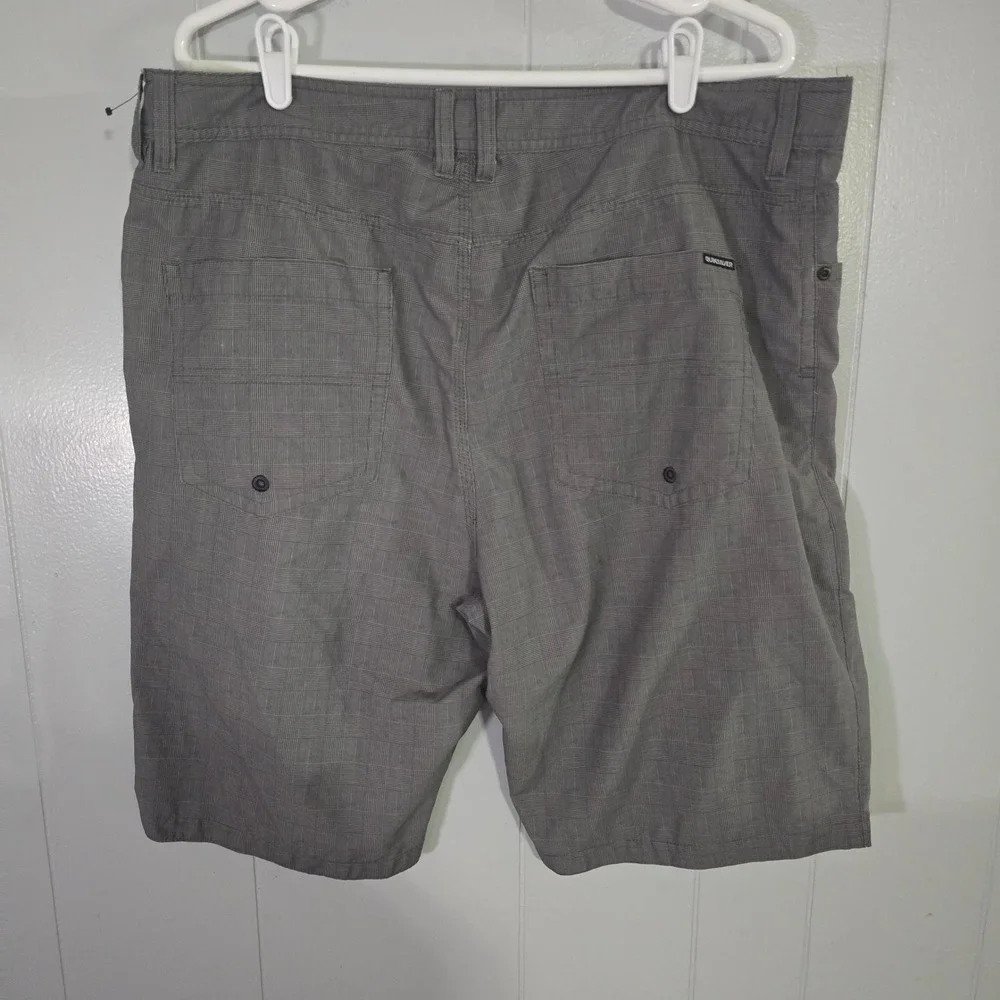 Quiksilver Amphibians Hybrid Shorts‎ Mens 38 Grey Grid Boardshorts AQYW103015